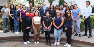 Foto de grupo, equipo del laboratorio